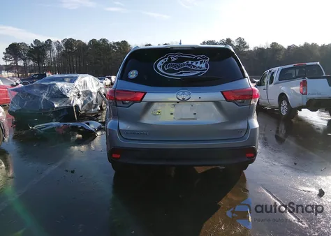 2019 Toyota Highlander Le Plus из США, поврежденный, VIN 5TDZZRFH0KS307053